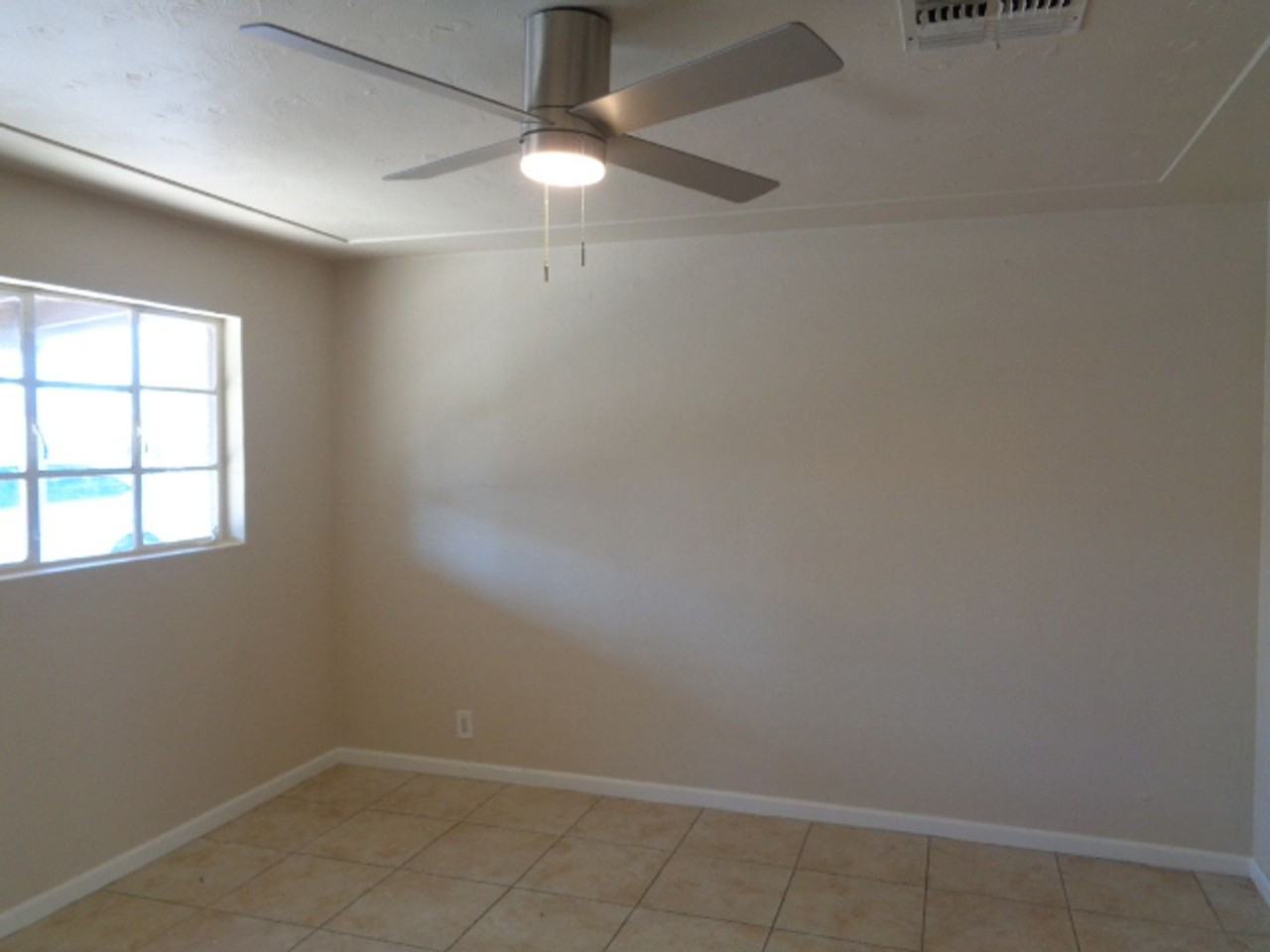 #1045- 1411 N 33rd LLC - Photo 2 of 11