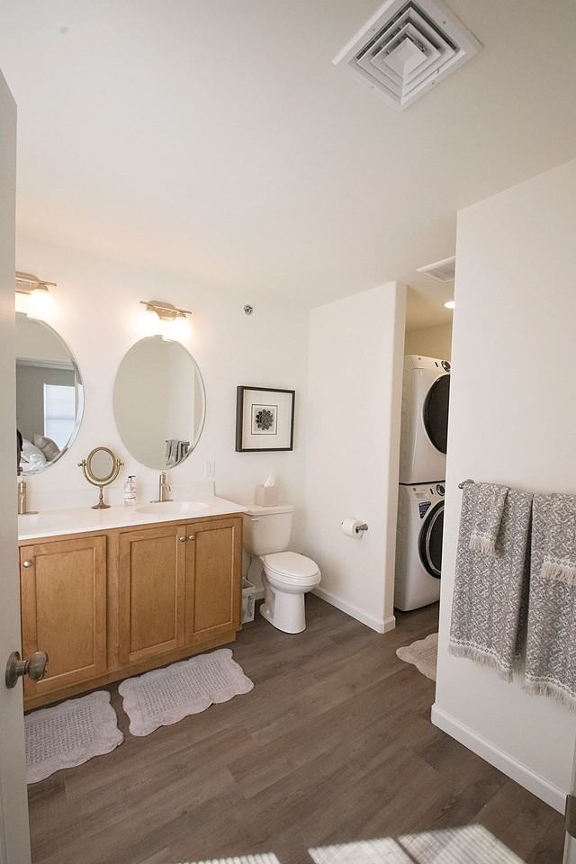 Apartments On Main - Photo 4 of 50