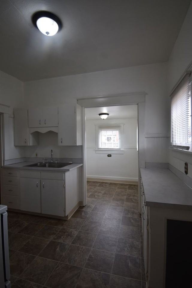1503 Queen Ave Sw - Photo 7 of 15