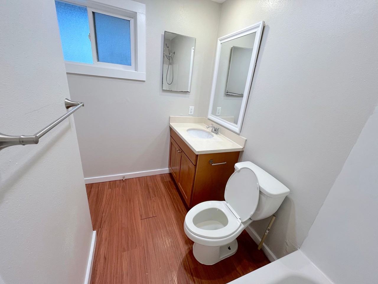 Gemstone - Photo 4 of 33