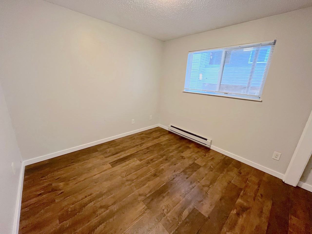 Gemstone - Photo 6 of 33