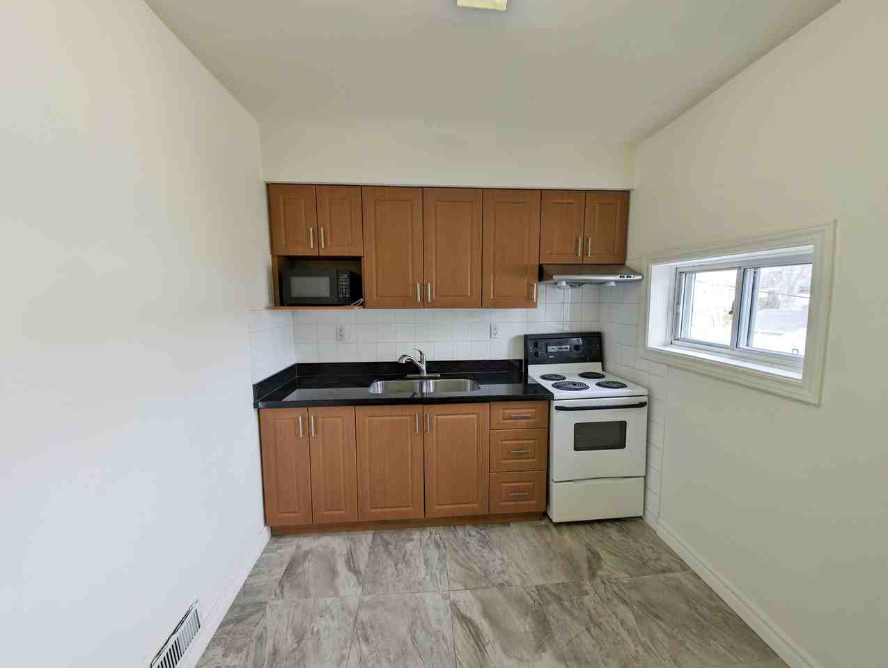395 Symington Avenue - Photo 2 of 16