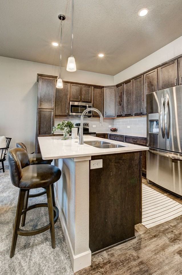 Mangold832 (KC-LN) - Photo 6 of 43