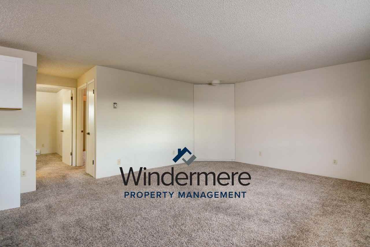 310 Se Midway Blvd #207 - Photo 5 of 16