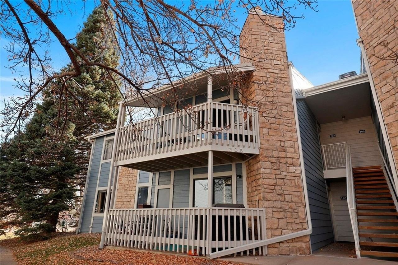 8335 South Fairmount Drive #1-105