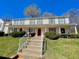 featured image of Meadow Ct