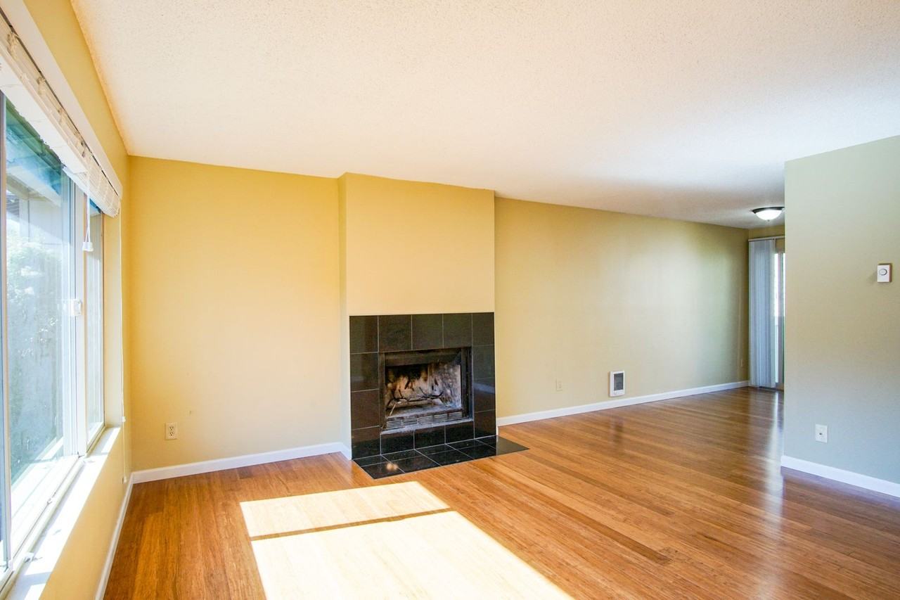 3723 Se 35th Pl - Photo 2 of 15