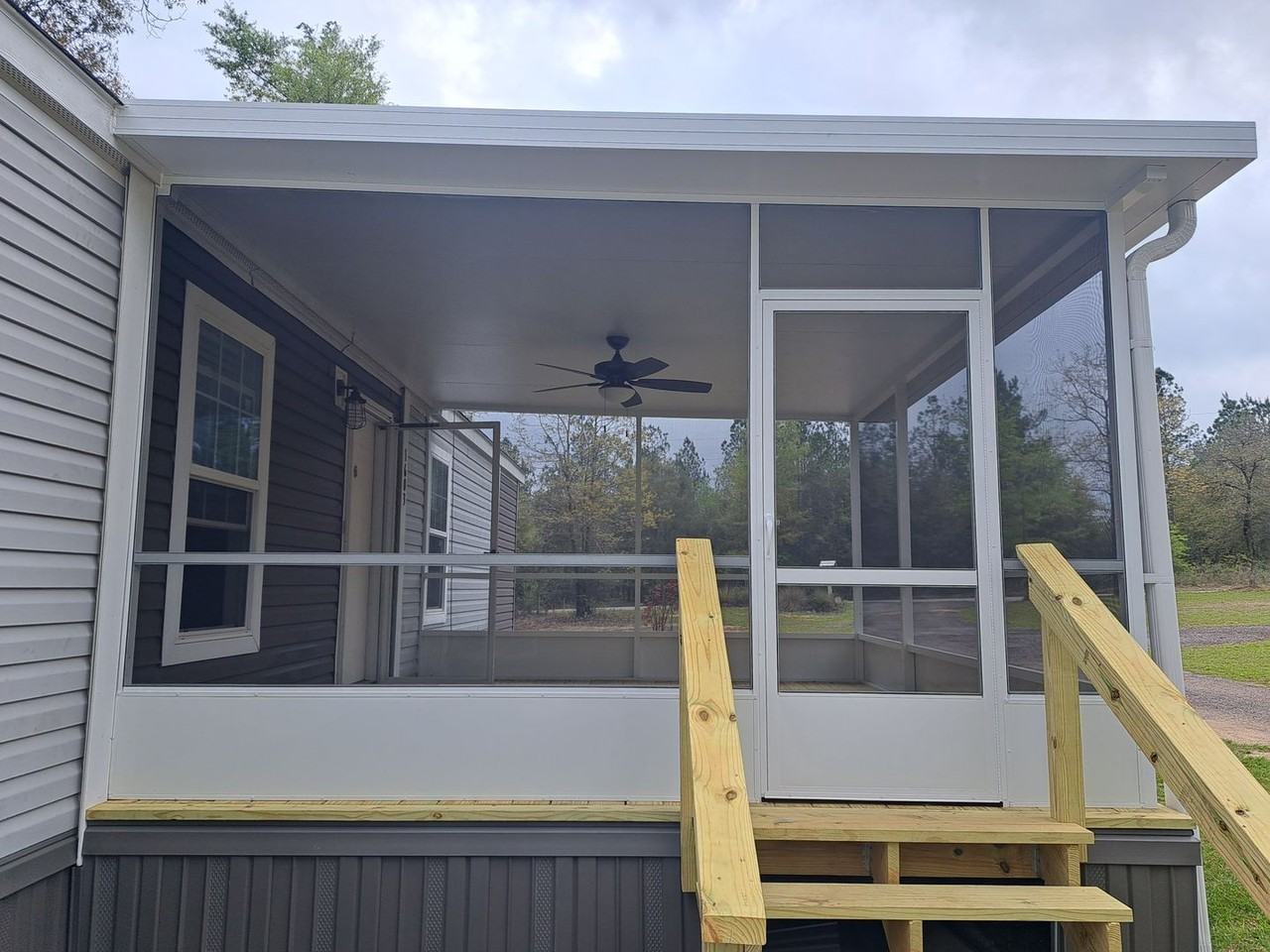 1603 Christmas Tree Rd - Photo 2 of 23