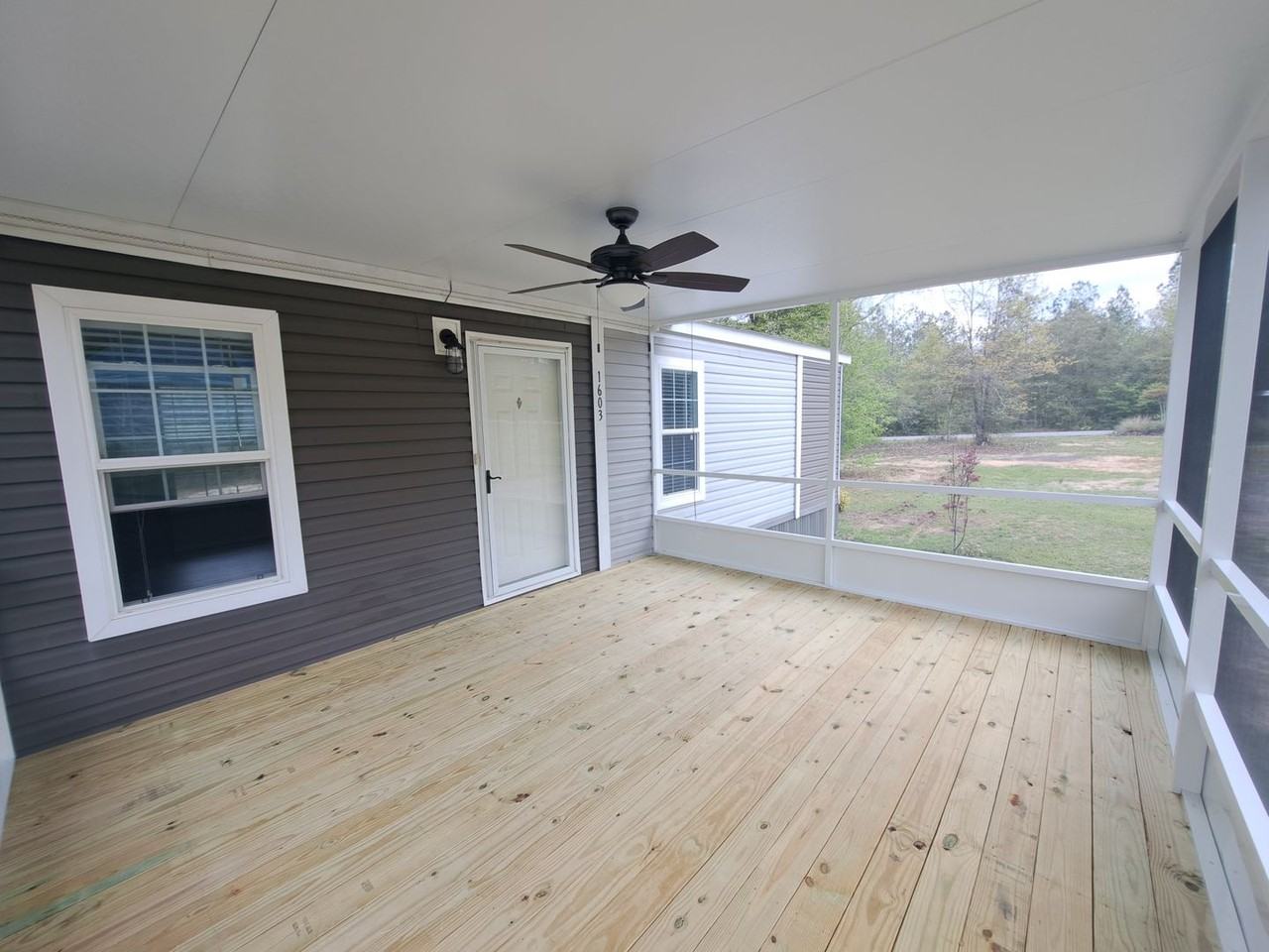 1603 Christmas Tree Rd - Photo 3 of 23