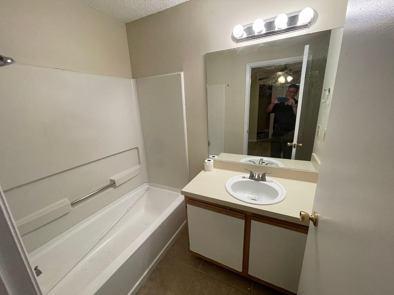 711 Sugar Bay Way #113 - Photo 7 of 14