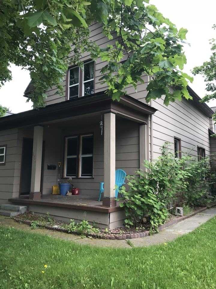 830 Poplar St - Photo 2 of 25