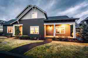 featured image of 19362 Sw Laurelhurst Way