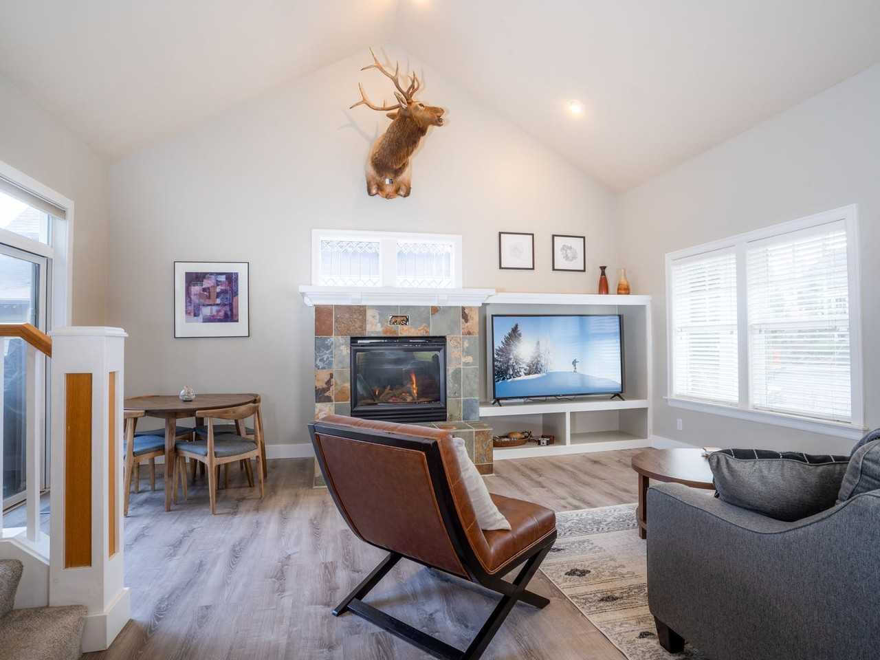 19362 Sw Laurelhurst Way - Photo 2 of 25