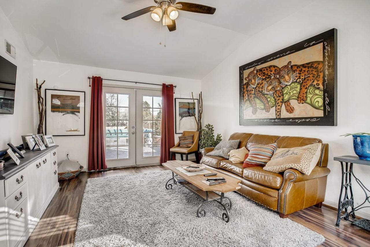 1948 Jay St - Photo 5 of 28