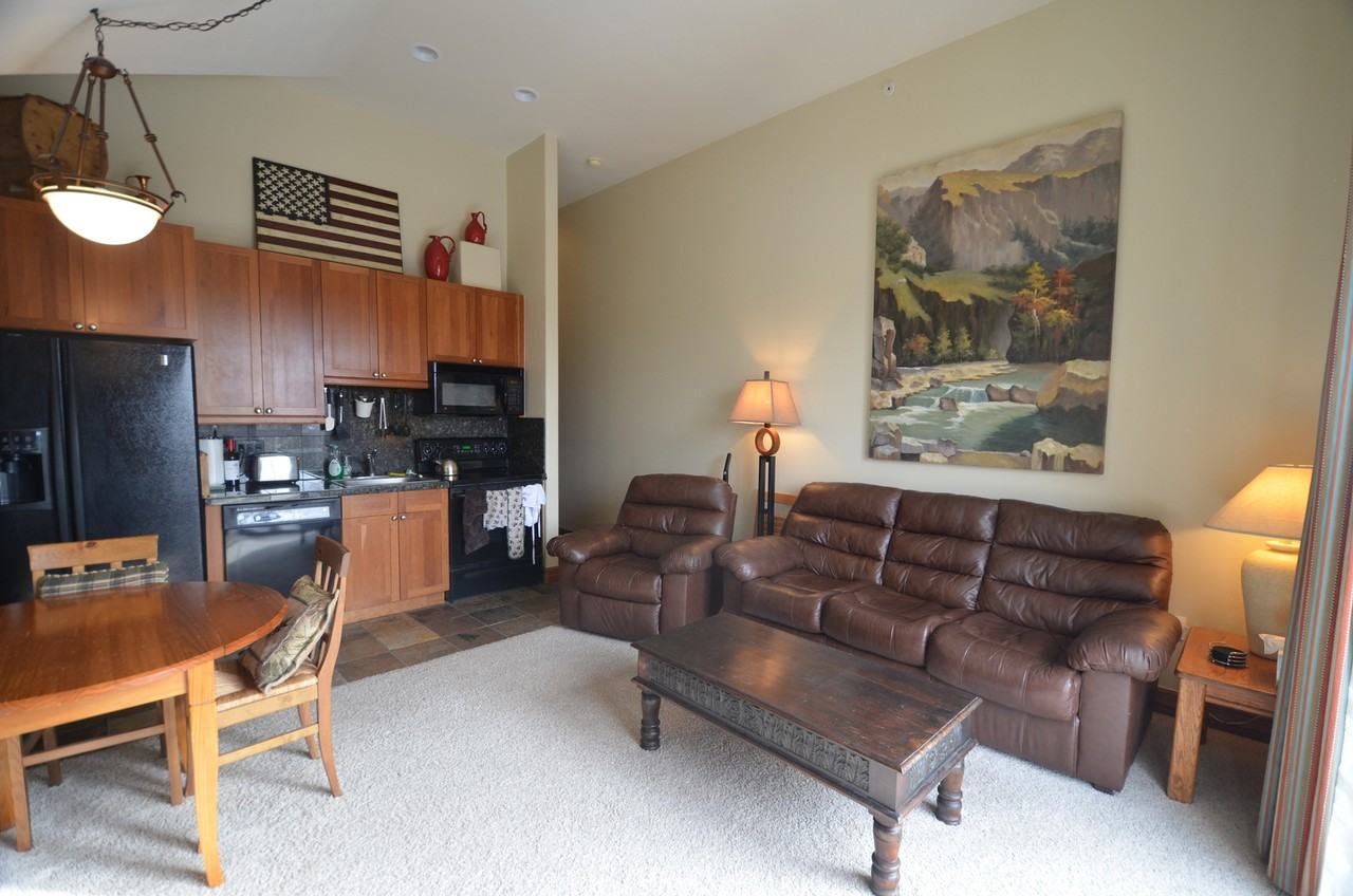 316 316 Highlands Green Lodge - Photo 4 of 21