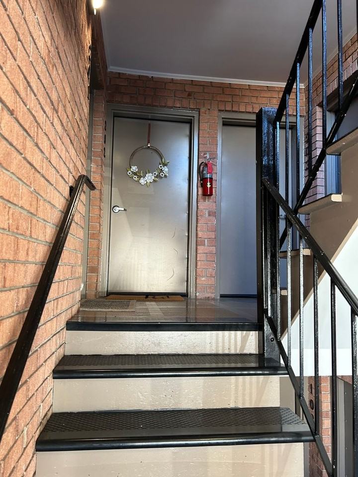 106 S Anderson St - Photo 4 of 19