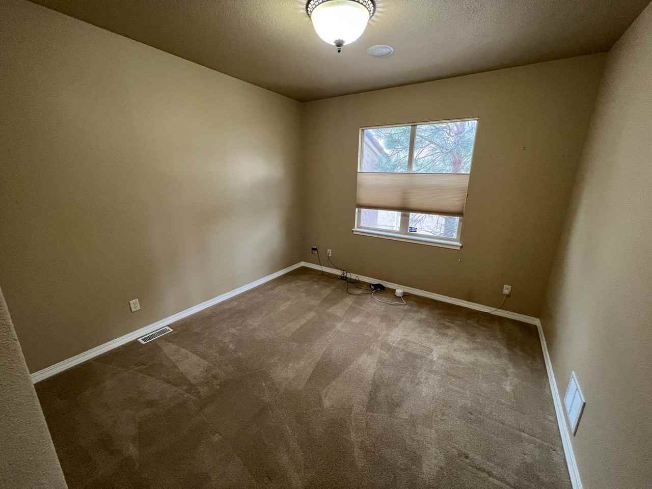 2483 Cinnabar Rd - Photo 5 of 28