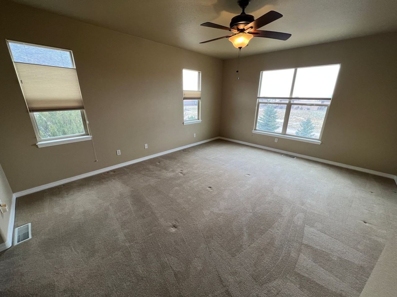 2483 Cinnabar Rd - Photo 6 of 28