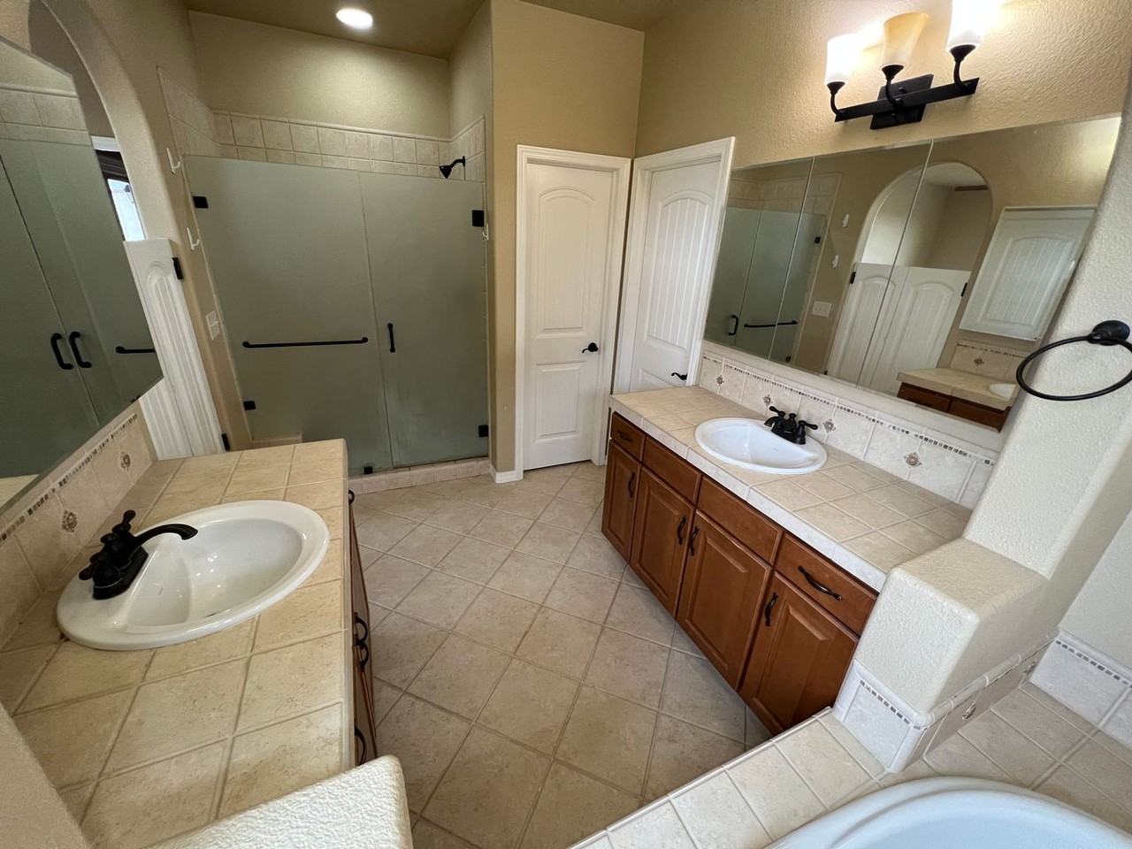 2483 Cinnabar Rd - Photo 7 of 28