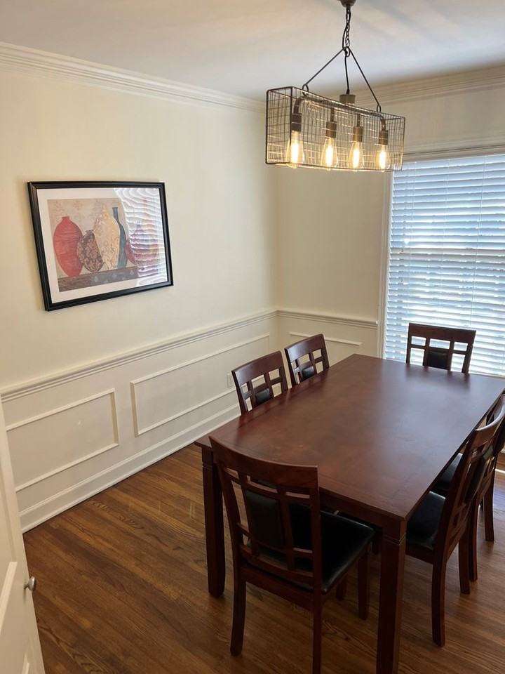 5472 Laurie Ln - Photo 3 of 8