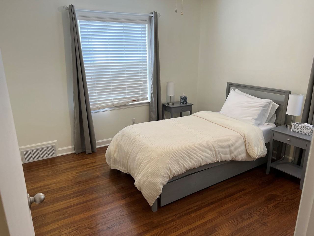 5472 Laurie Ln - Photo 7 of 8