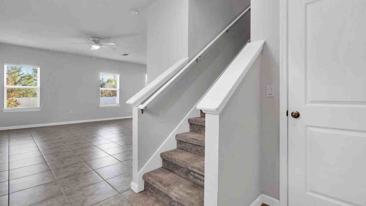 10735 Hawks Landing Dr - Photo 3 of 25