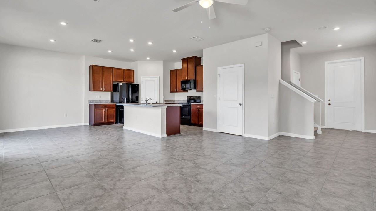 10735 Hawks Landing Dr - Photo 5 of 25