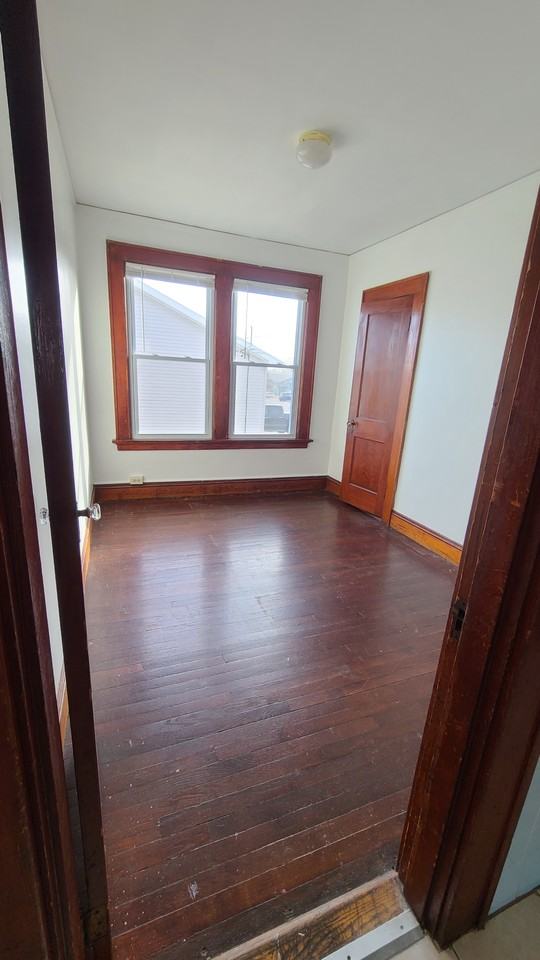 16 Batterson Ave #2ndFL - Photo 3 of 17