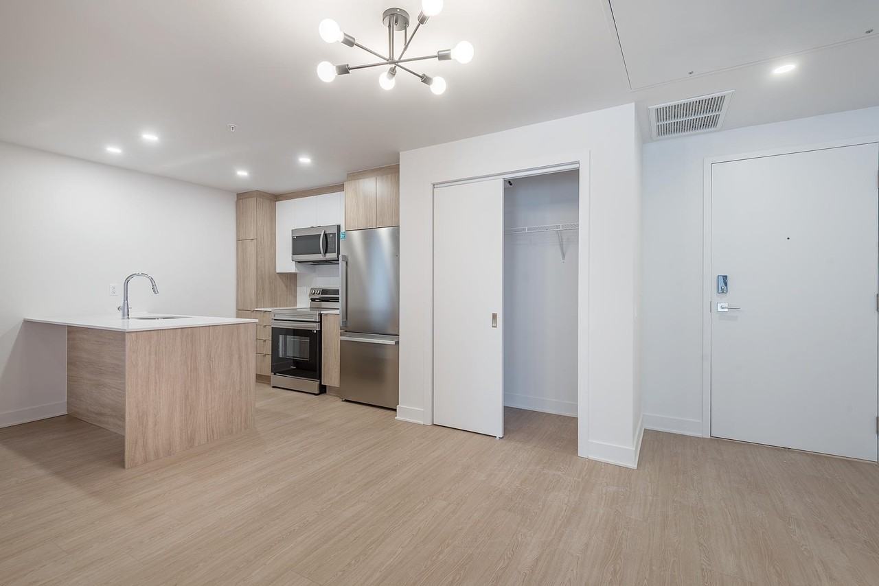 Le Must 365 Av Lachine Apartments 345 Av Montréal