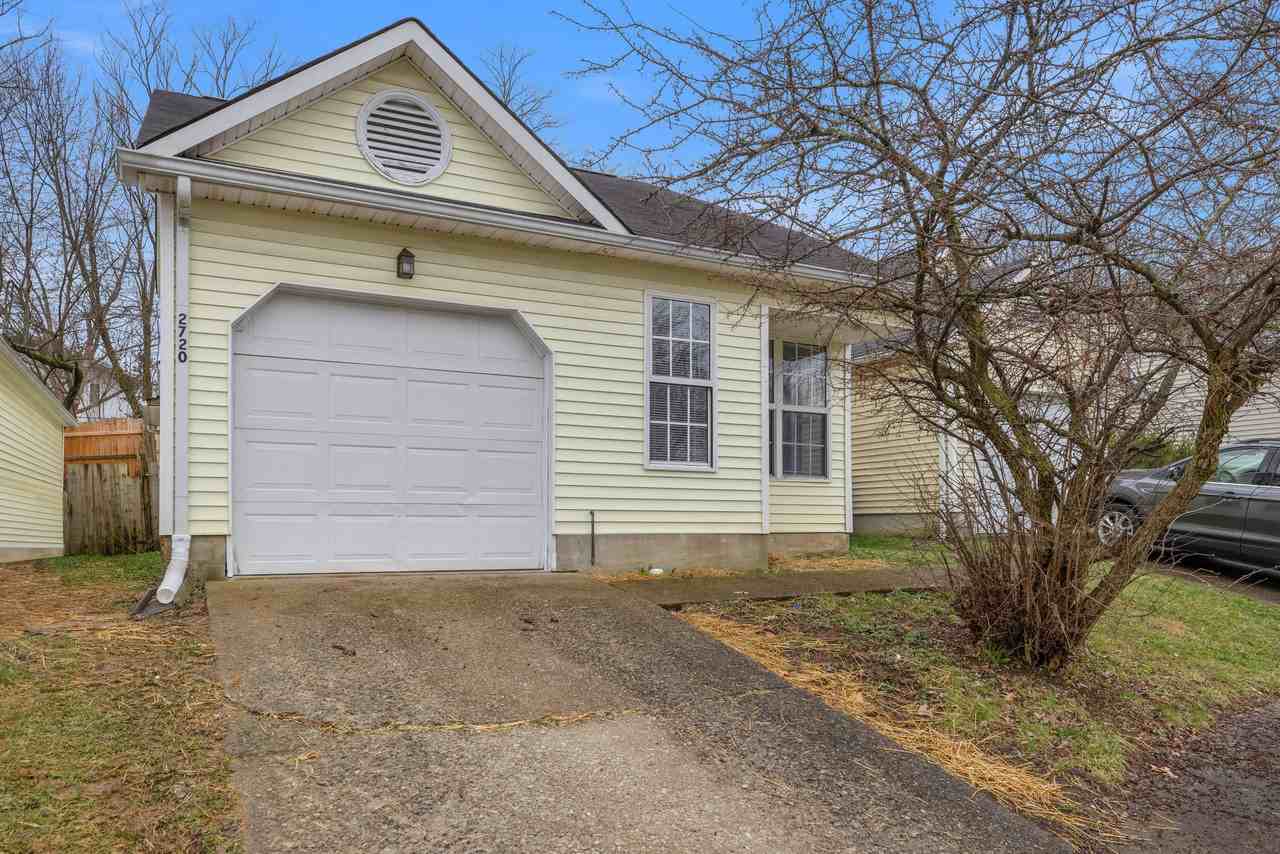 2720 Chelsea Woods Ct #1 - Photo 2 of 24