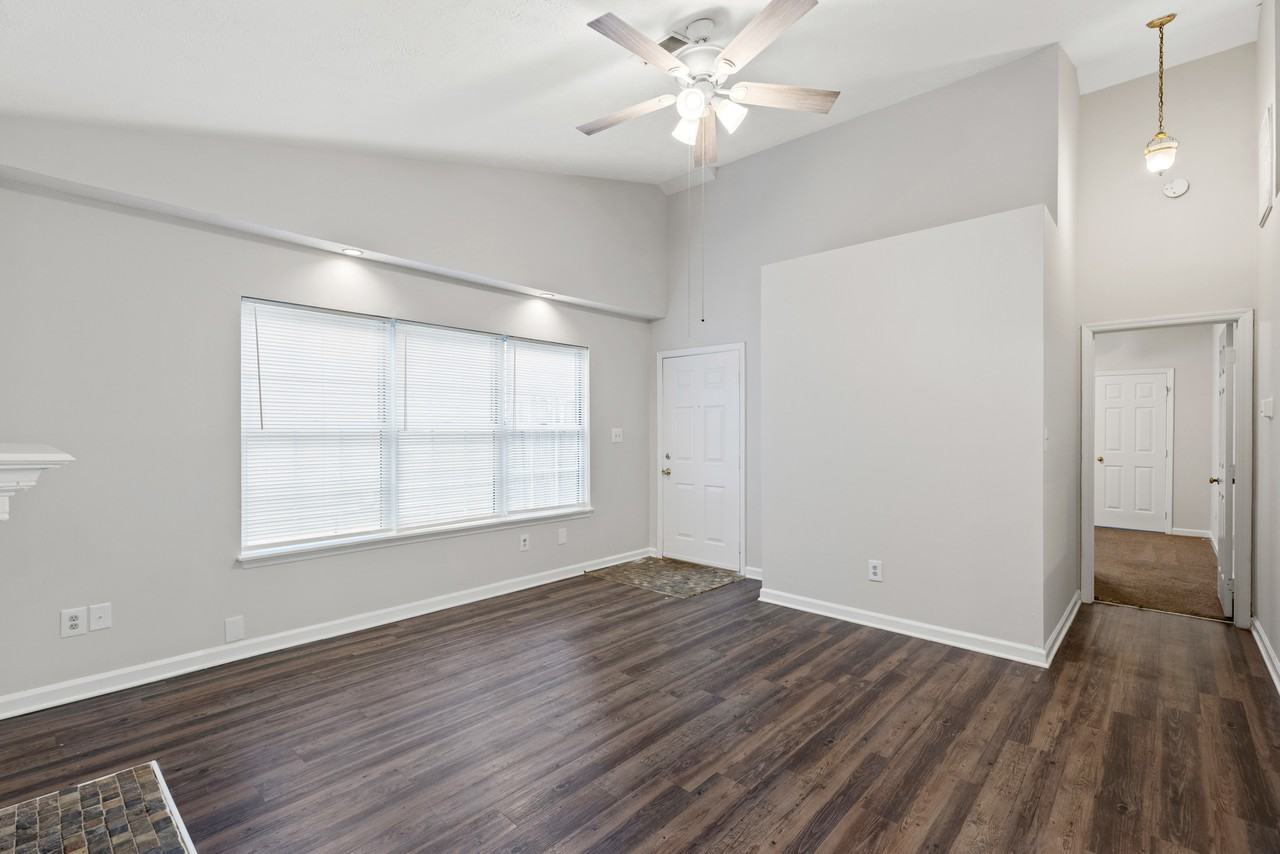 2720 Chelsea Woods Ct #1 - Photo 5 of 24