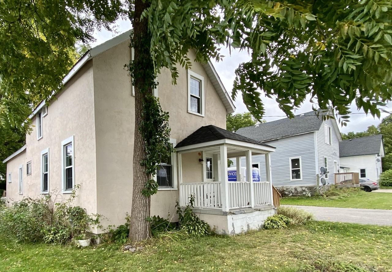 193 2-193 Queen St #2 - Photo 3 of 14