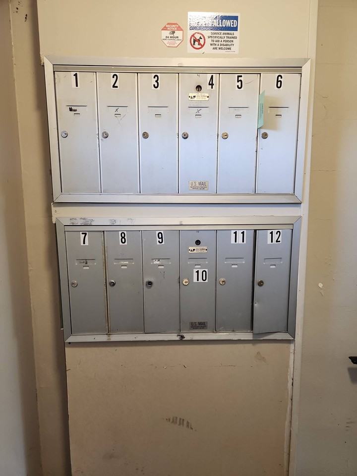 3285 3825 North Whittier PlaceUnit 3 #3 - Photo 4 of 12