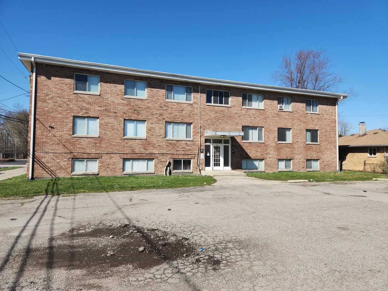 3285 3825 North Whittier PlaceUnit 3 #3 - Photo 5 of 12