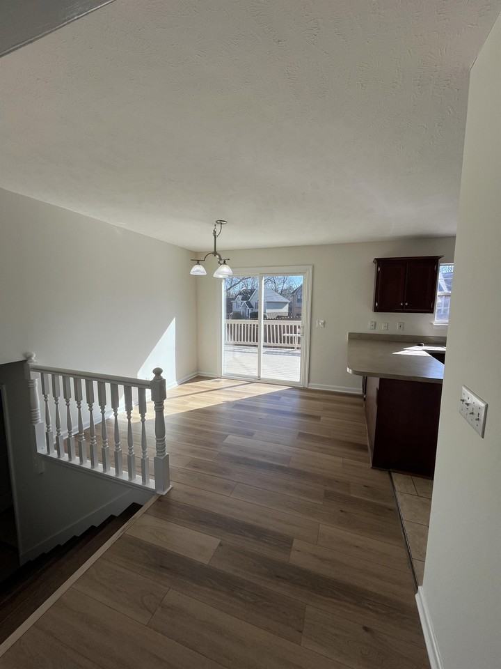 1127 Fitzpatrick Rd #1 - Photo 4 of 35