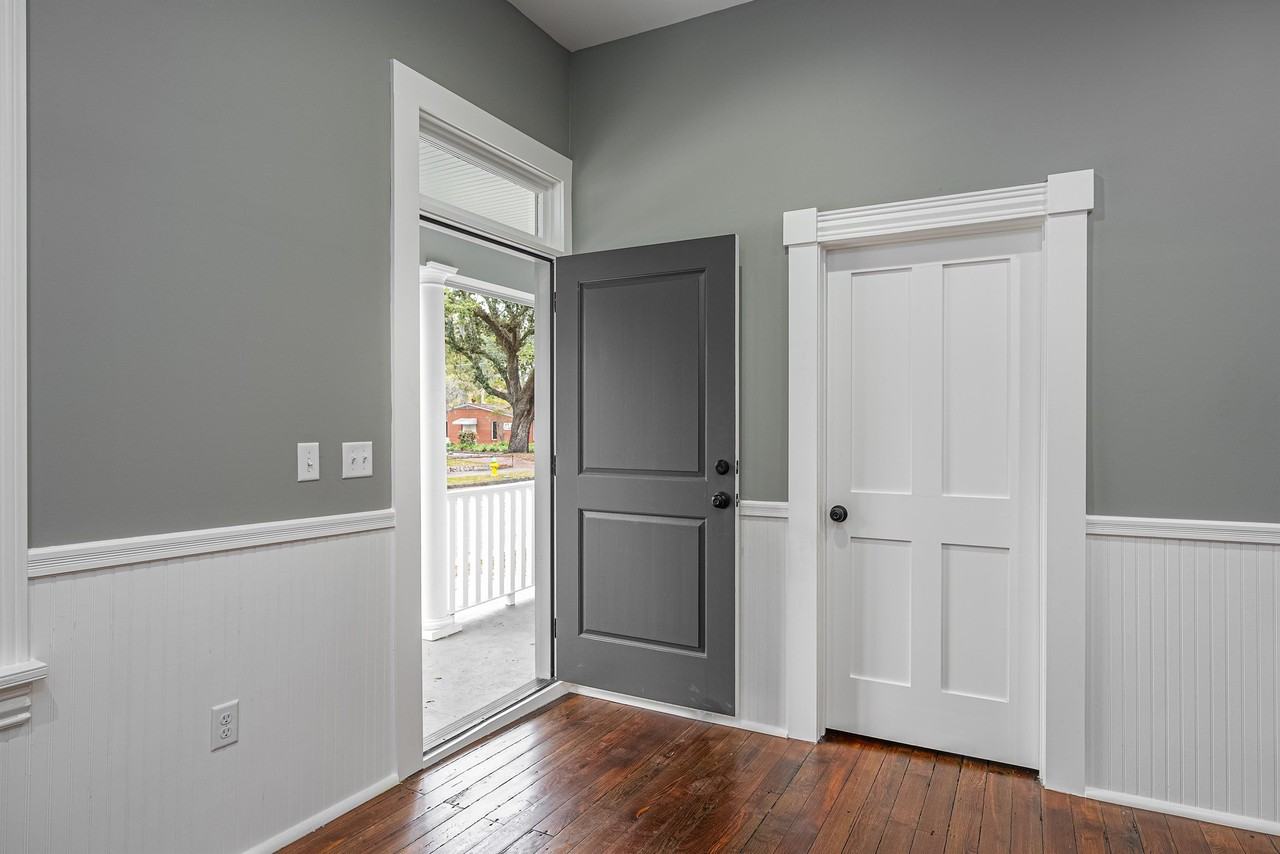 505 West 38th Street #505 - Photo 5 of 18