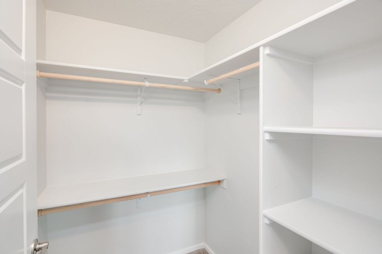 5103 Farnum Ln #202 - Photo 6 of 18