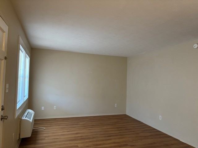 B3 - Photo 6 of 10