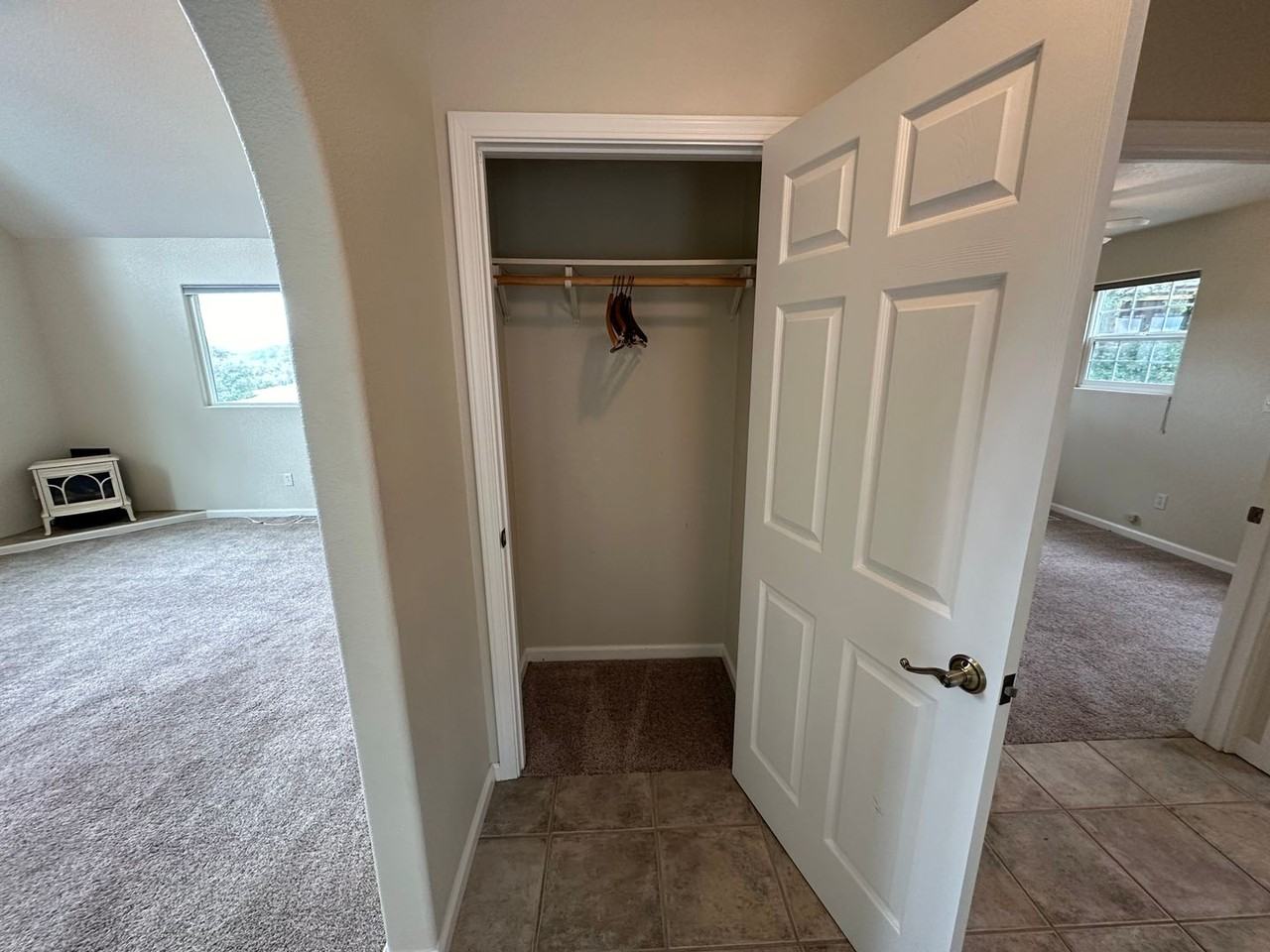 14960 Pleasant Valley Road - Photo 3 of 22