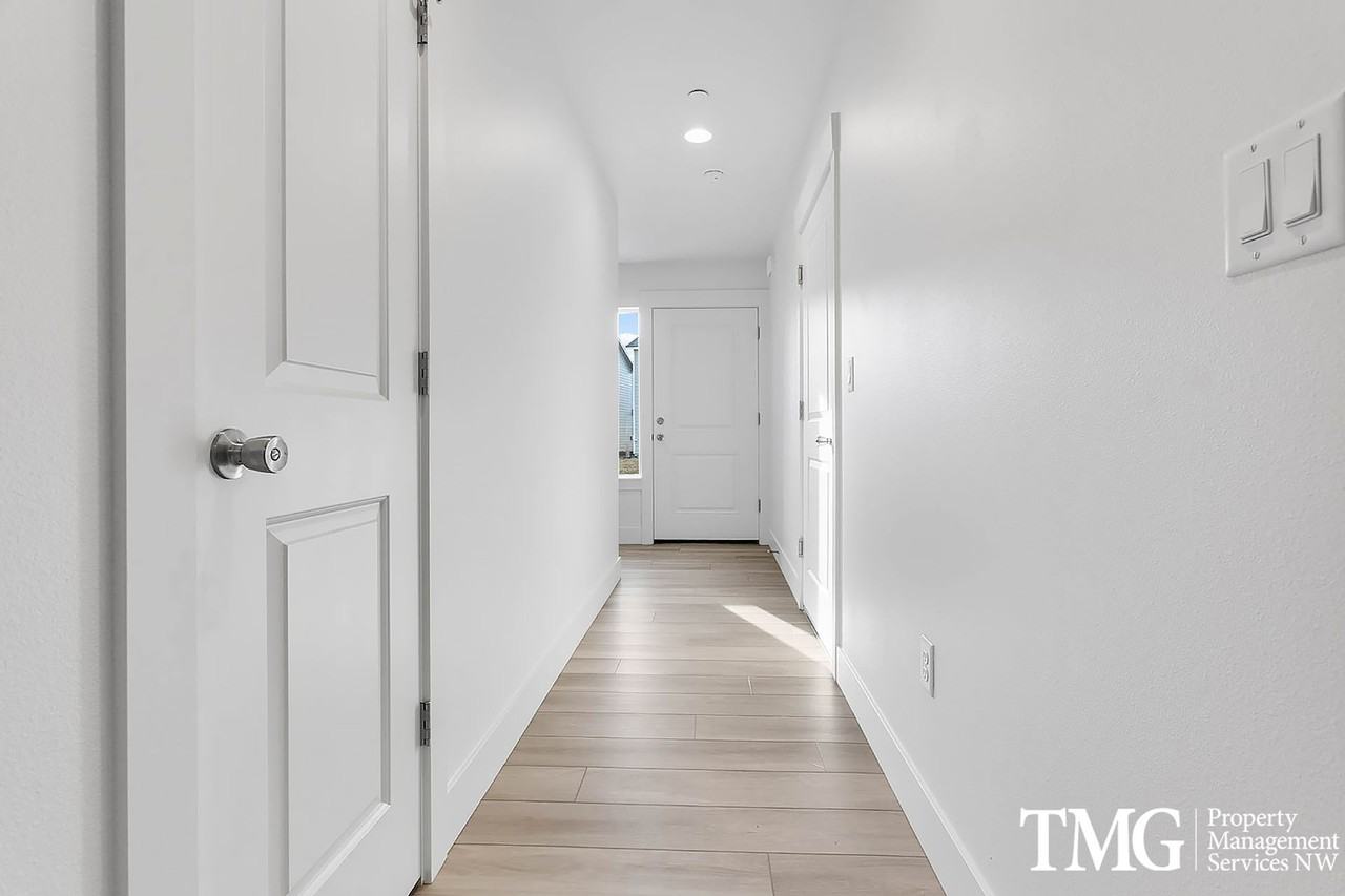 977 Creer Way #H124 - Photo 3 of 50