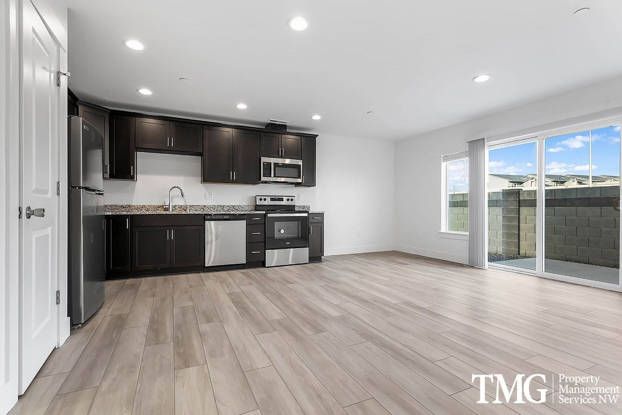 977 Creer Way #H124 - Photo 7 of 50