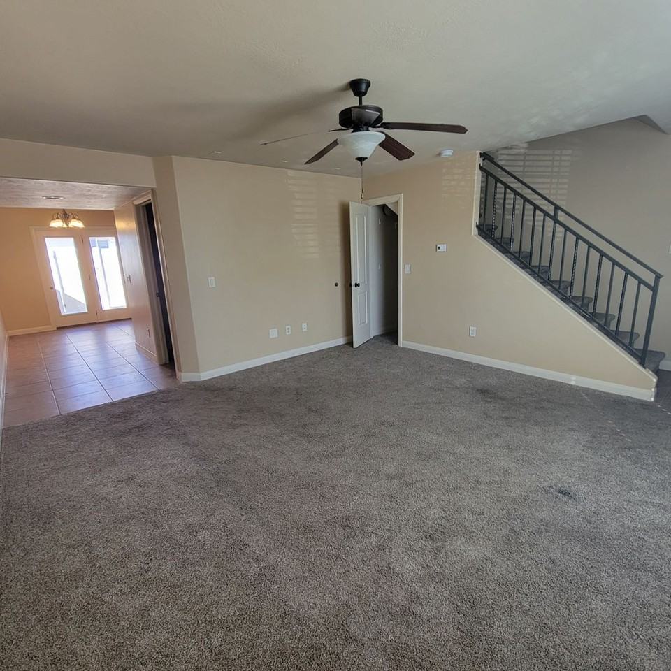 340 W 1425 N #88 - Photo 7 of 21