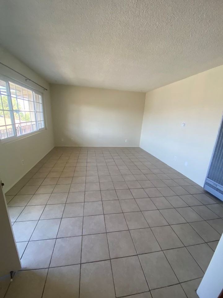 839 4037 142ND STREET PROPERTY, INC - Photo 2 of 10