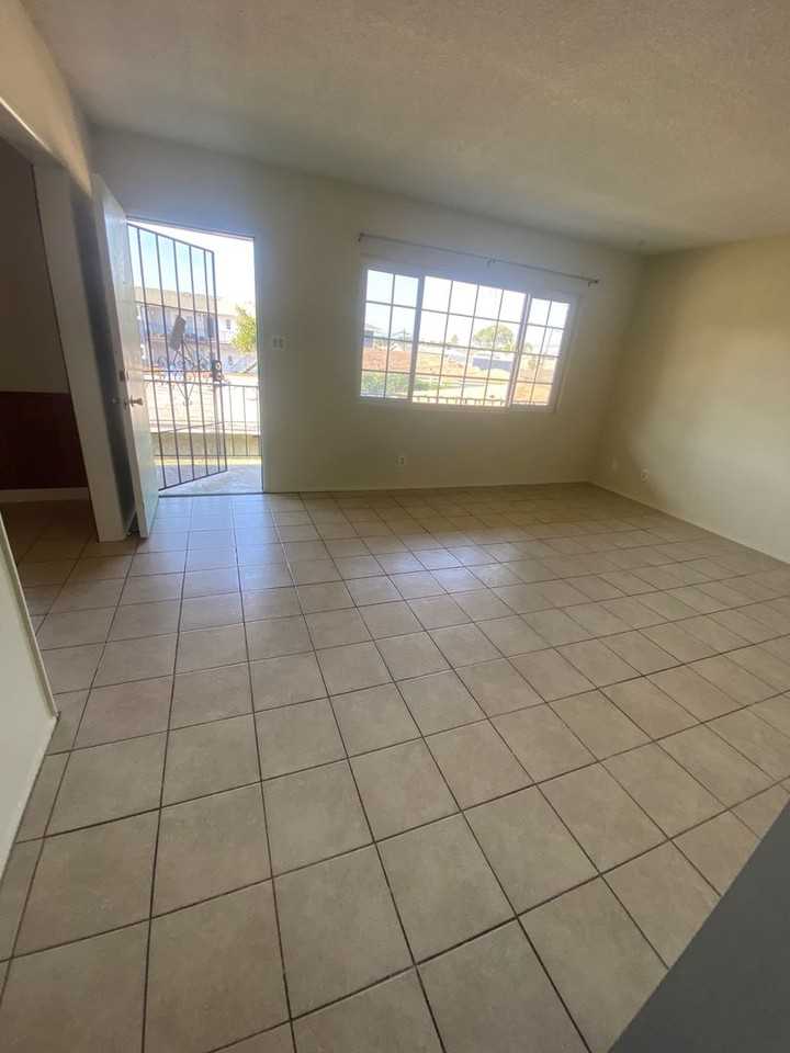 839 4037 142ND STREET PROPERTY, INC - Photo 3 of 10