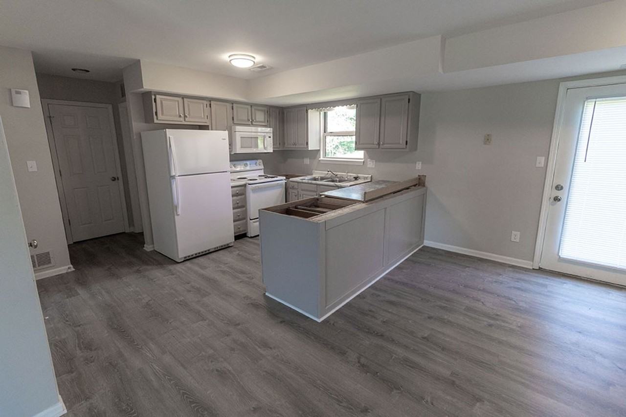 1923 Mirtle Grove Ct - Photo 6 of 32