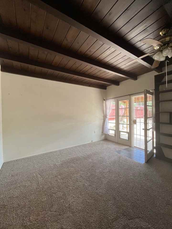 315 E Bruce St - Photo 2 of 14