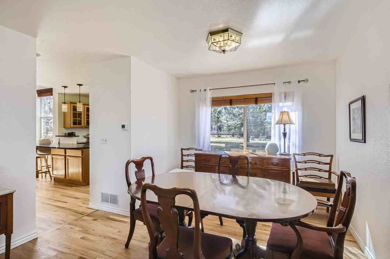 3974 Hawthorne Cir - Photo 6 of 28