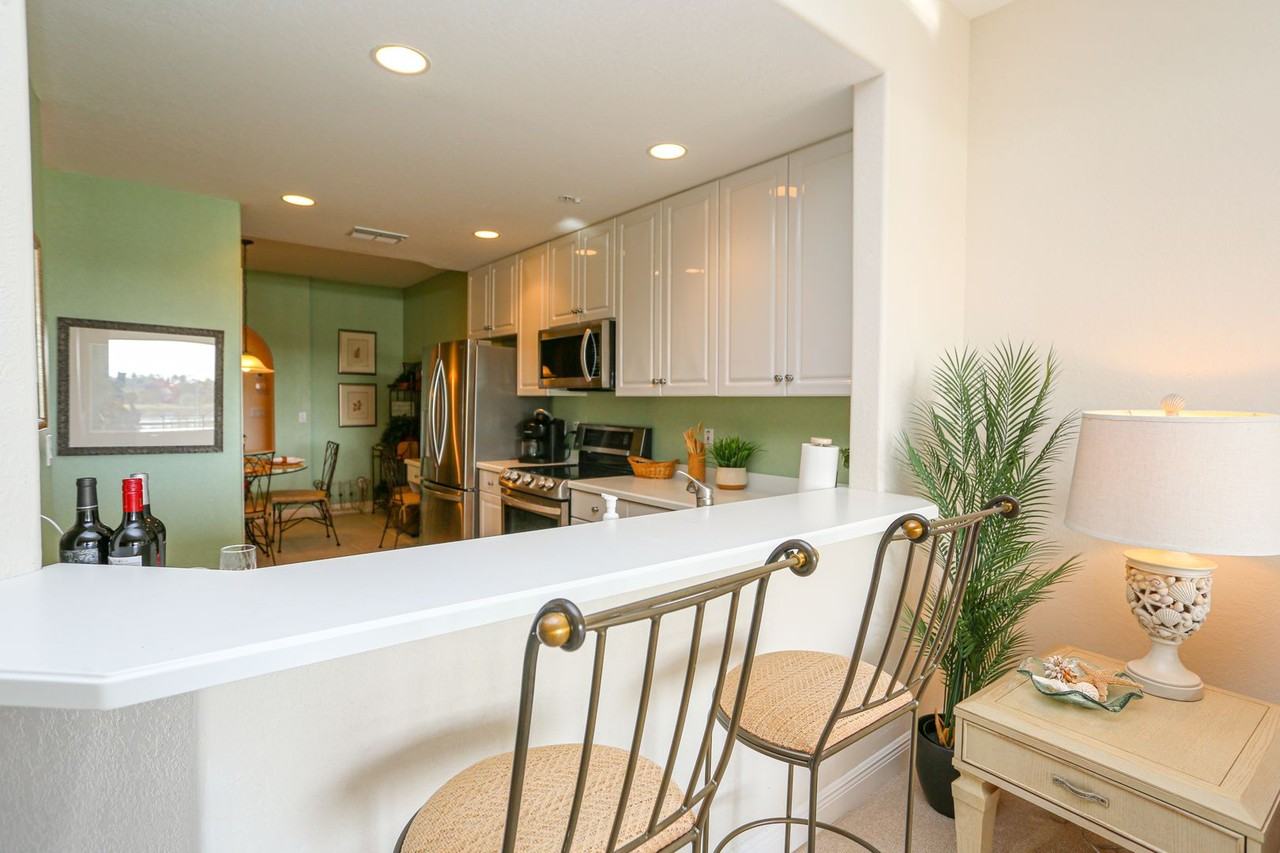 3910 Deer Crossing Ct #1-103 - Photo 4 of 41