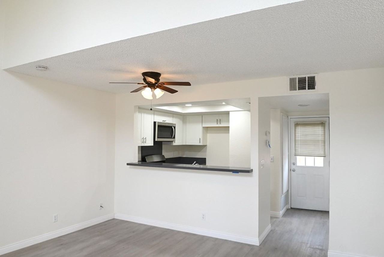 Villas at Columbia, LLC - Photo 2 of 17