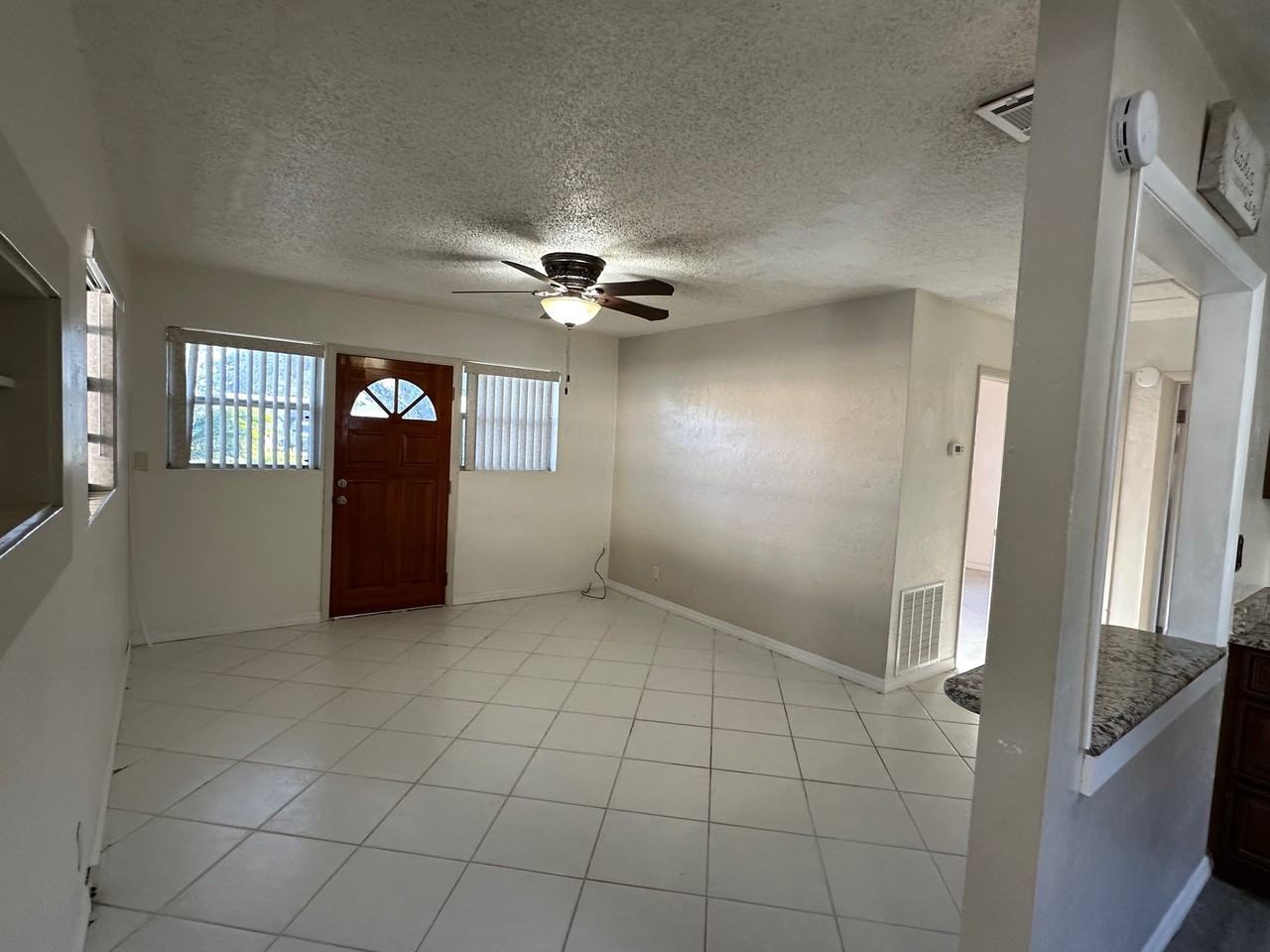 822 E 12th Ave - Photo 2 of 18